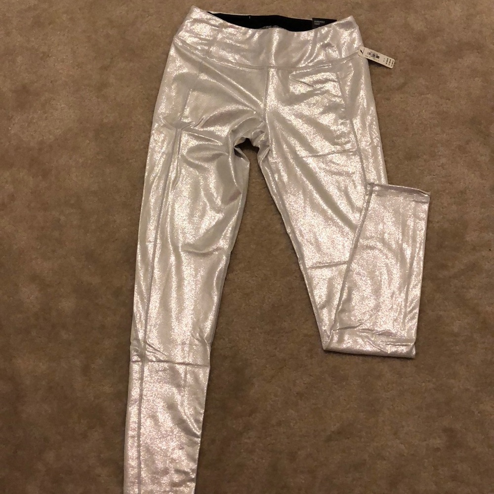 Knockout VS sports wear